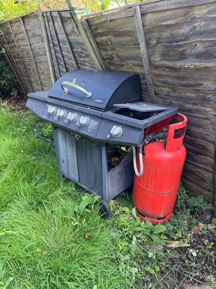 Photo of free Gas bbq (CR2) #1