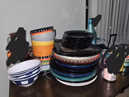 Photo of free dishes (Broadway and McKnight) #1