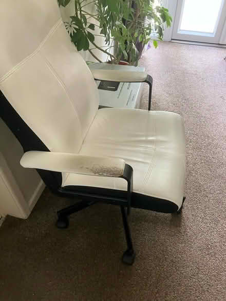 Photo of free White Office chair (Allestree) #3
