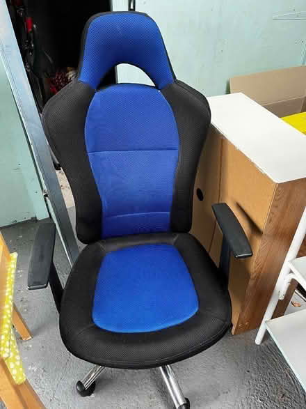 Photo of free Swivel desk chair (Lupton LA6) #1