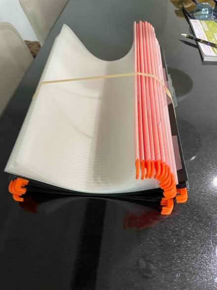 Photo of free IKEA desk files (Hinstock) #2