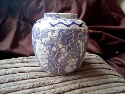Photo of free Floral ceramic pot (Slyfield GU1) #1