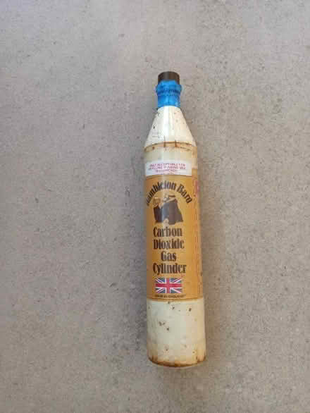 Photo of free Home brewing carbon dioxide bottle (Lower Shiplake RG9) #2