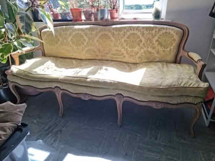 Photo of free Antique sofa (Hooe) #1