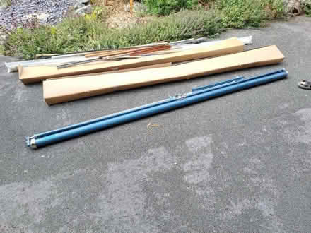 Photo of free Free standing projection screen (Llangwstenin LL28) #2