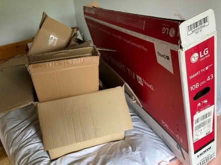 Photo of free Box 102X66cm for TV/ mirror/painting (Stainton CA11) #2