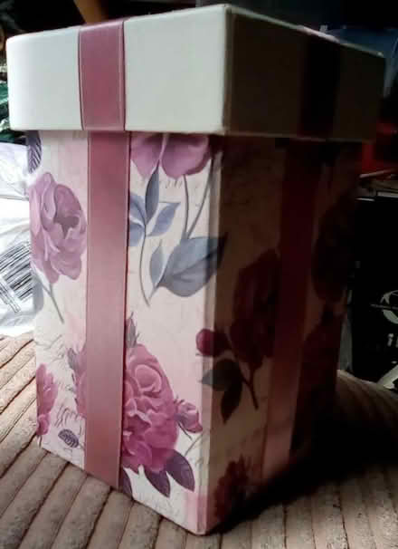Photo of free Floral box with lid (Slyfield GU1) #1