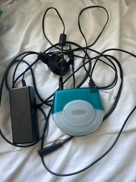 Photo of free Bellini USB 4-port hub (Staines TW18) #1