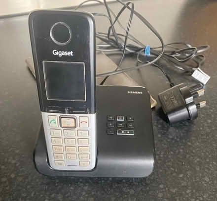 Photo of free Siemens Cordless Telephone (Enfield Ridgeway EN2) #1