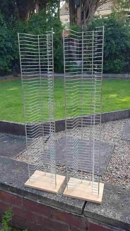 Photo of free CD/DVD Towers (Hood Manor WA5) #1