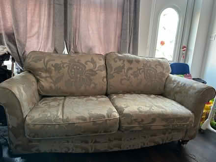 Photo of free 3,2 sofa (S9) #2