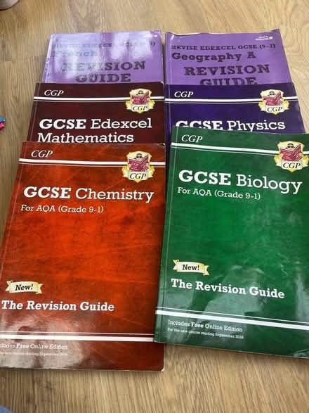 Photo of free GCSE text books (Bedford) #1