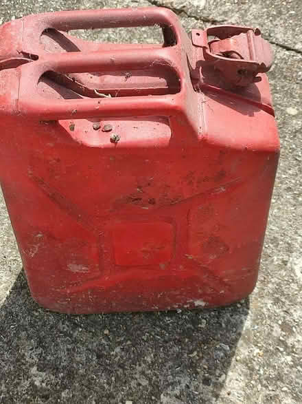 Photo of free 1963 WD 5 Gallon Jerry Can (Hayling Island PO11) #2