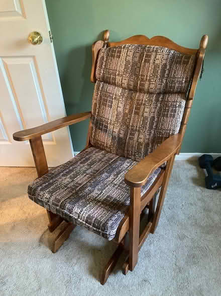 Photo of free Rocking chair (Britannia and Tenth Line) #1