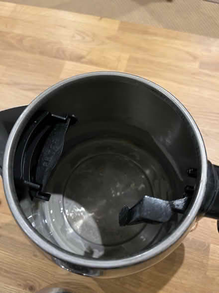 Photo of free Black electric kettle (BS5) #4