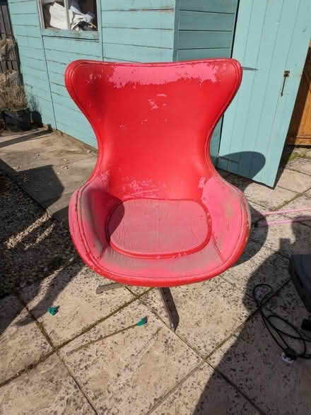 Photo of free Arne jacobsen style chair project (RG18) #3