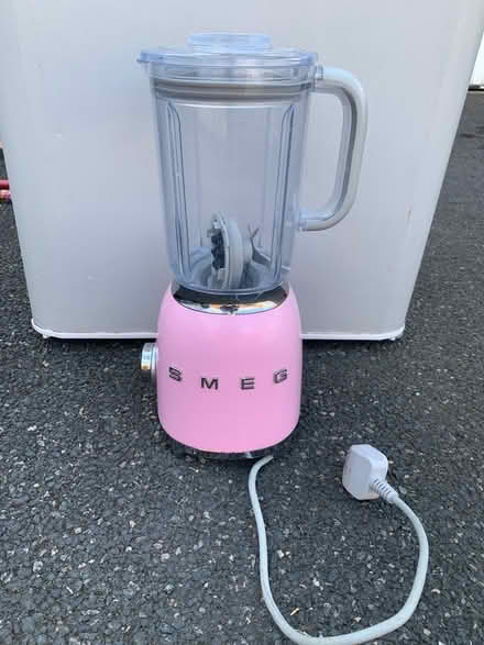 Photo of free Spares or repairs: Smeg Blender (Hallam Fields) #1