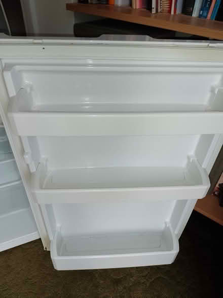 Photo of free Fridge for under counter (Abingdon OX14) #4