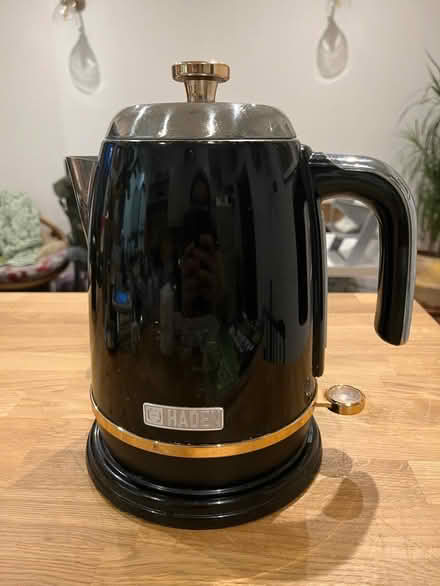 Photo of free Black electric kettle (BS5) #3