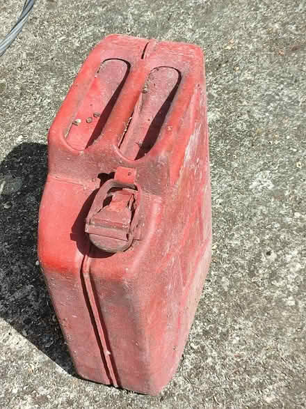 Photo of free 1963 WD 5 Gallon Jerry Can (Hayling Island PO11) #3
