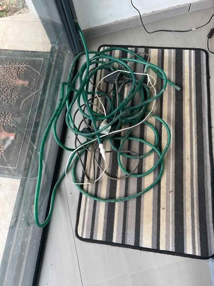 Photo of free 2 strip lights green. Not working (Staines TW18) #1