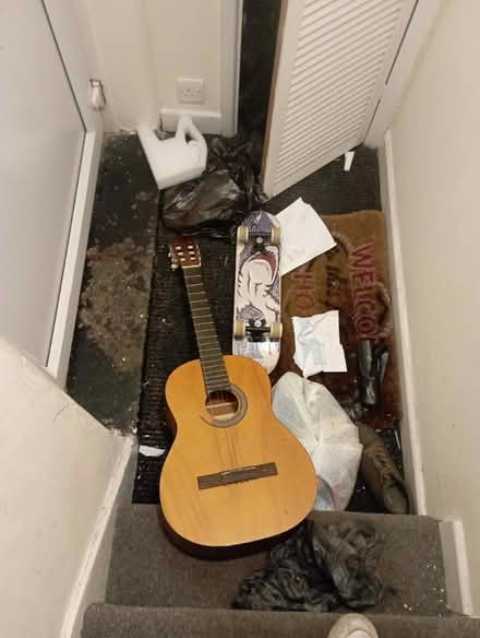 Photo of free Guitar (BS3) #1