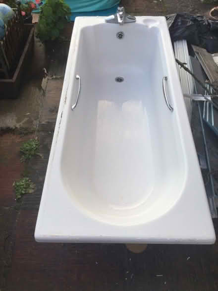 Photo of free Old bath (Hardwicke Green GL2) #1