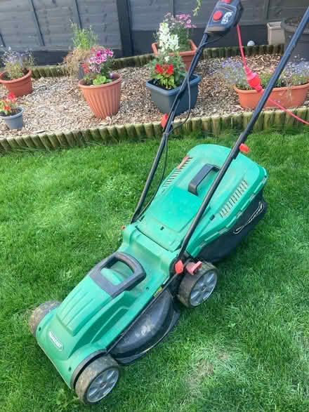 Photo of free Part working Lawnmower (Chattenden ME3) #1