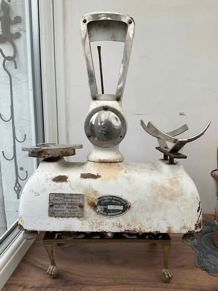 Photo of free Vintage tatty shop scales (Bohemia TN37) #1