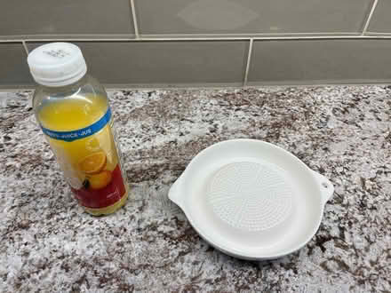 Photo of free Porcelain ginger/ turmeric grate (Southwest Oakville) #1