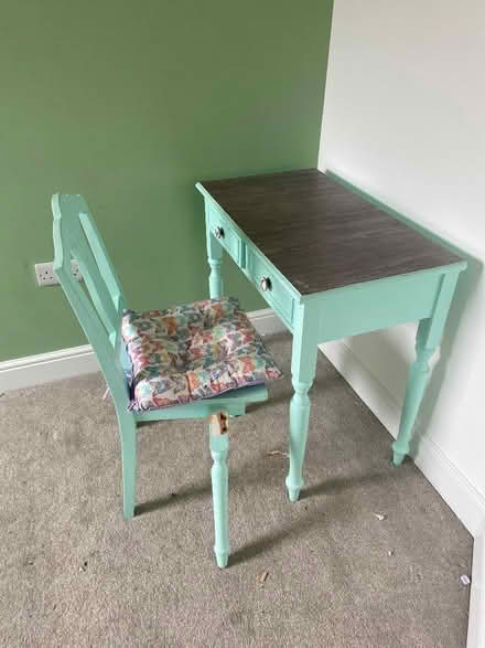 Photo of free Child’s desk and chair (Portsmouth PO2) #2