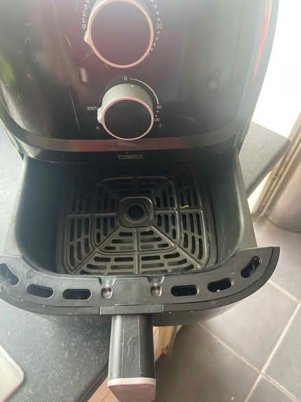 Photo of free Air fryer (ME19) #2