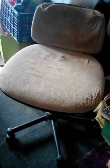 Photo of free Office chair (Slyfield GU1) #1
