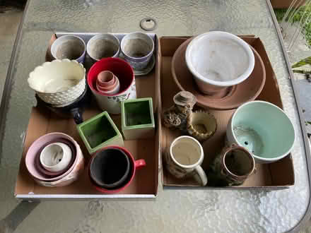 Photo of free Flower pots (Hartsdale) #1