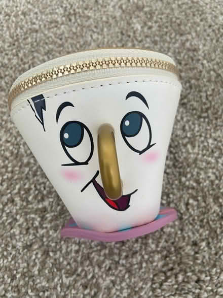 Photo of free “Chip” beauty and the beast purse (Springfield CM2) #1