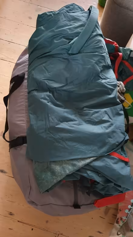 Photo of free Old (broken) tents (Hanover BN2) #1