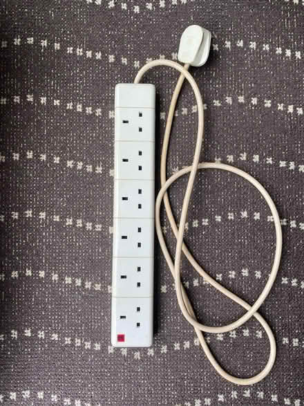 Photo of free Six socket extension lead (Enfield Ridgeway EN2) #1