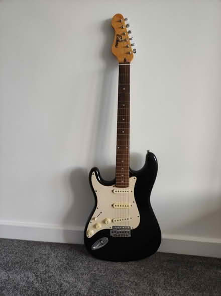 Photo of free Guitar for left handed person (Cassiobury WD17) #1