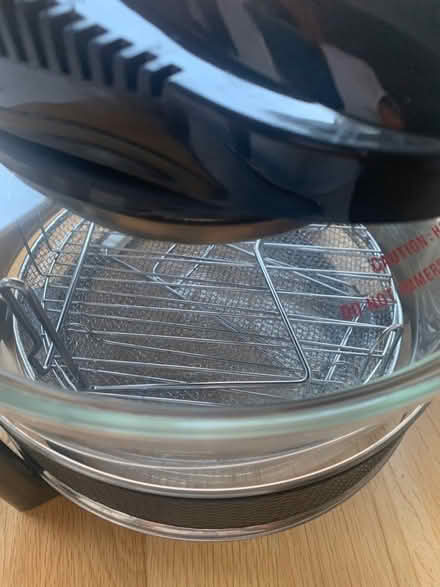 Photo of free Air fryer (Sutton SM1) #3