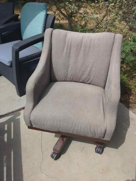 Photo of free Super comfy roller chair (Culver City) #1