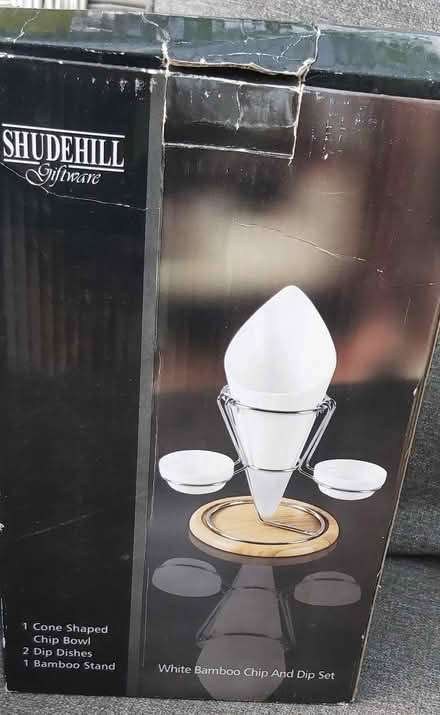 Photo of free Chip & Dip set (Haydon wick SN25) #1