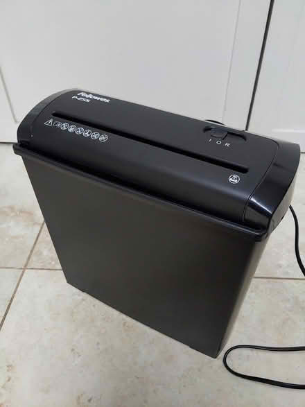 Photo of free Paper shredder - working (New Malden KT3) #1