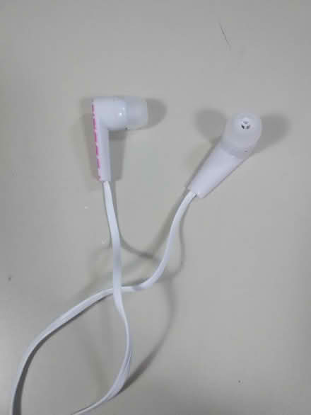 Photo of EarBuds (Shoreline) #2