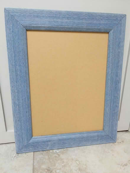 Photo of free Frame for mirror or picture (New Malden KT3) #1
