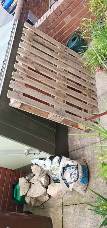 Photo of free 2 clean wood pallets. Must be gone by Sunday evening (Newton Hill WF1) #1