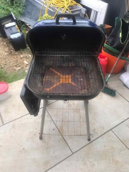 Photo of free Small BBQ (Hemel Hempstead HP2) #1