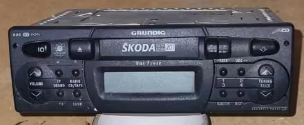 Photo of free Skoda radio (Barnard's Green WR14) #1