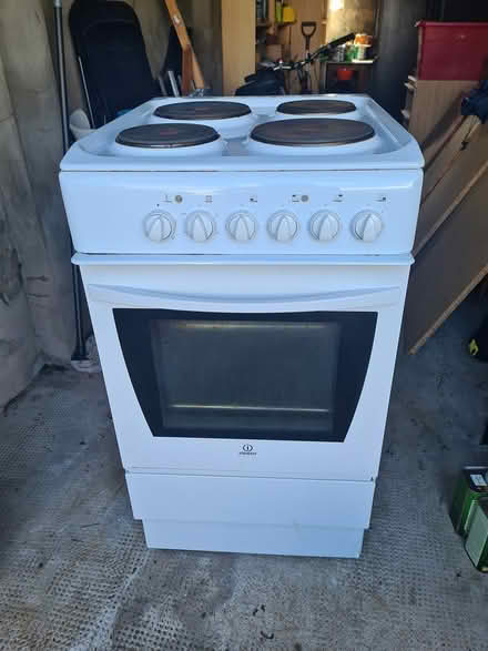 Photo of free Electric cooker (oven and hob) (Colinton EH13) #3