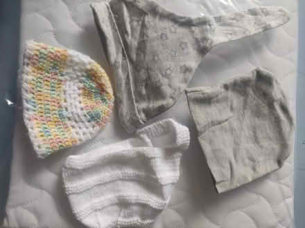 Photo of free Baby hats x4 (Marchmont EH9) #1