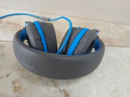 Photo of free Child's adjustable headphones (New Malden KT3) #2